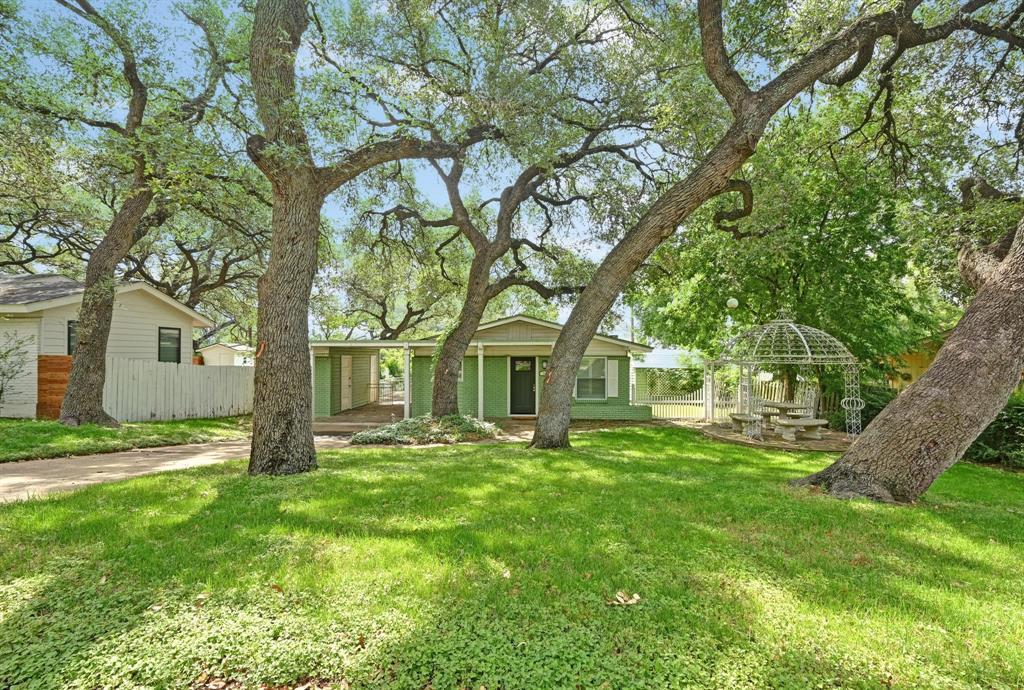 Foto principal - 3103 S Oak Dr