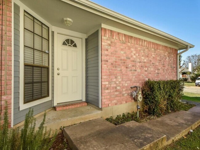 Foto del edificio - 809 Clearwater Trail