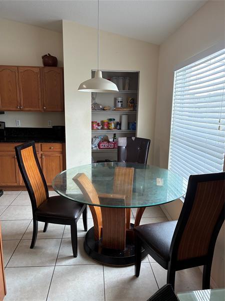 Foto del edificio - 602 SW Kenyoun St