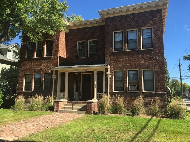 Building Photo - 3555 Bloomington Ave