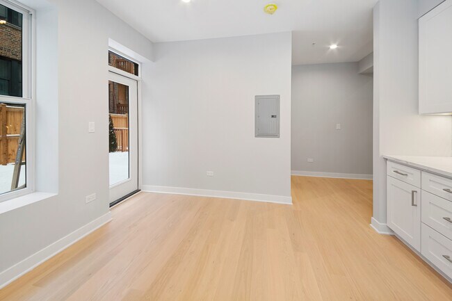 Foto del edificio - 4637 N Ashland Ave