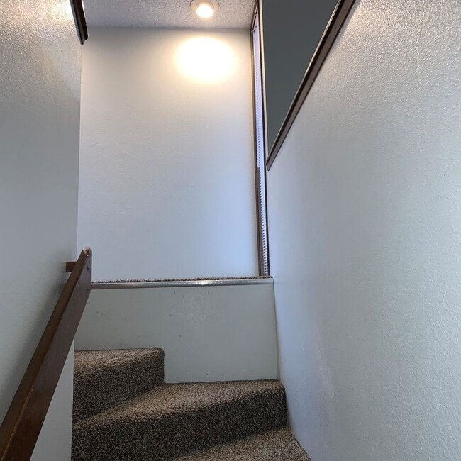 Building Photo - Home for rent