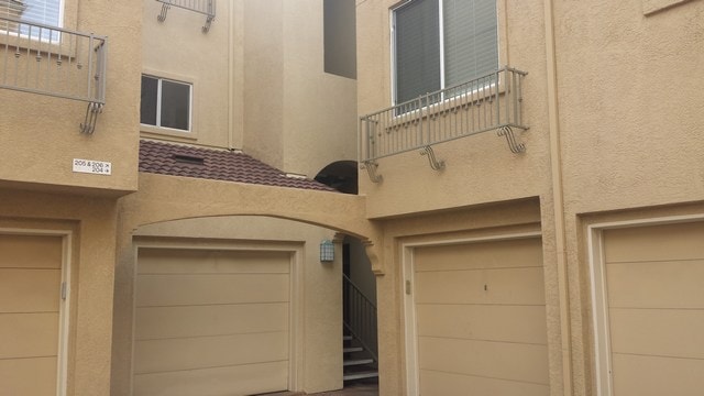 Building Photo - 1690 Civic Center Dr