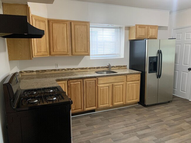 Foto del edificio - Single Family Home 3 beds 2 baths Newark