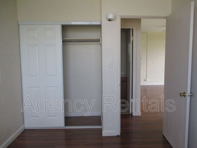 Foto del edificio - 94-494-494 Farrington Hwy