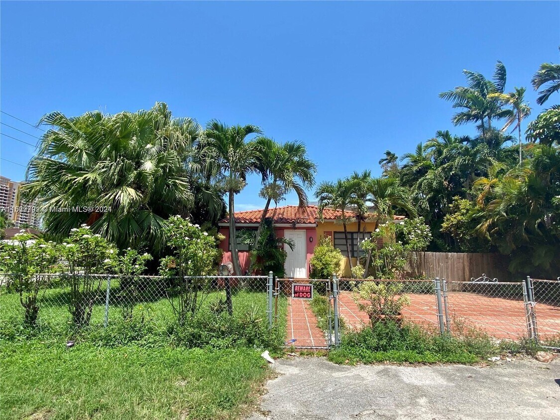 2341 SW 34th Ave, Miami, FL 33145 House Rental in Miami, FL