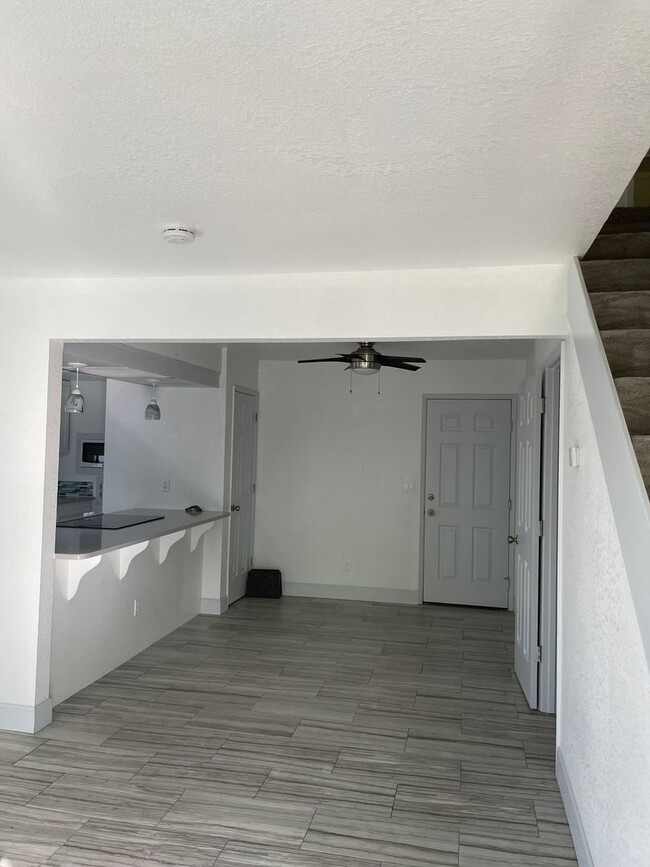 Building Photo - Can you guess why this condo is so popular...