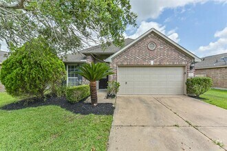 Building Photo - 9806 Opal Rock Dr