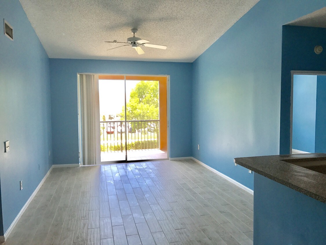 1105 Reserve Way, Naples, FL 34105 Condo for Rent in Naples, FL