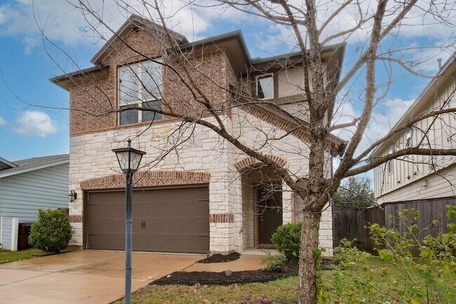 Foto del edificio - 5321 Daimler Dr