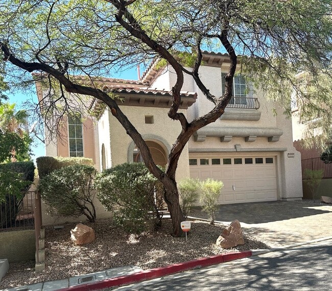 Building Photo - Summerlin South