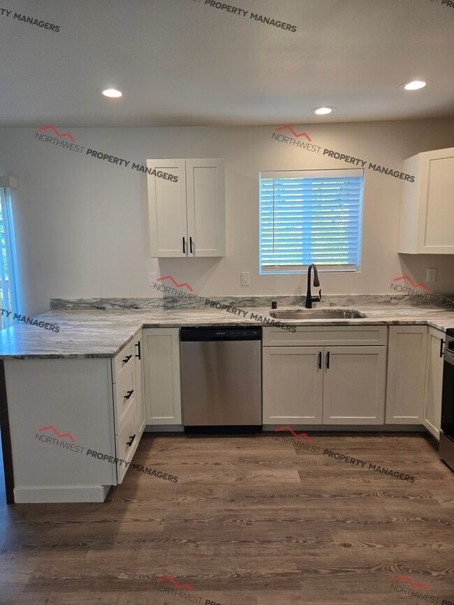 Building Photo - STATUS: AVAILABLE | R46| $2395