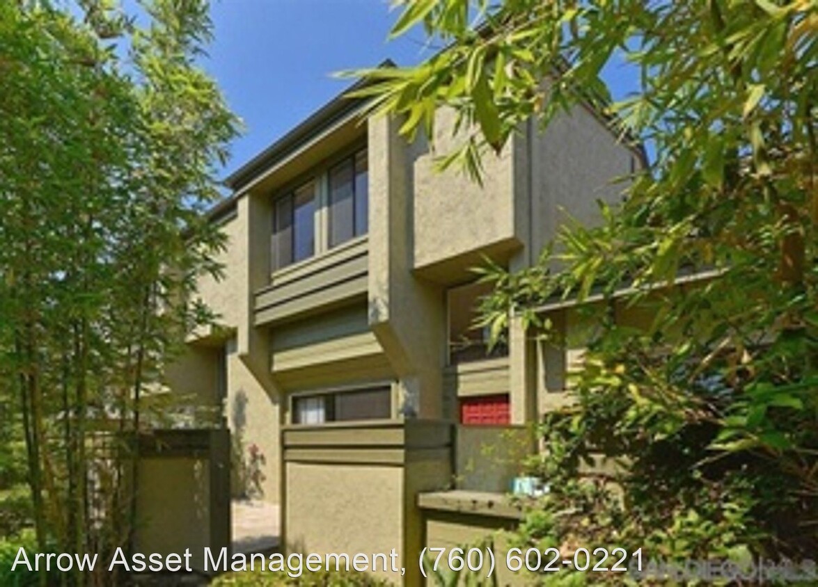Primary Photo - 3 br, 2.5 bath House - 3236 Caminito Eastb...