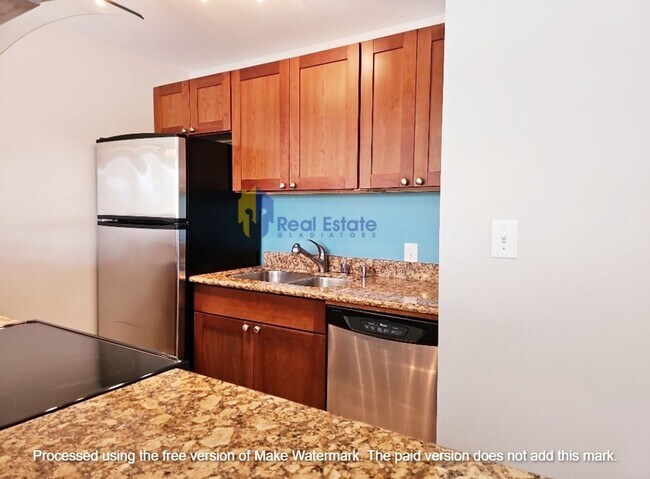 Foto del edificio - 1 Bed 1 Bath Condo Capitol Hill W/Secure P...