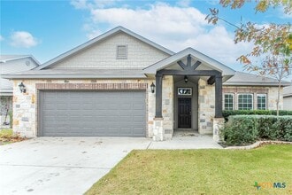 Building Photo - 1603 Neuberry Cliffe
