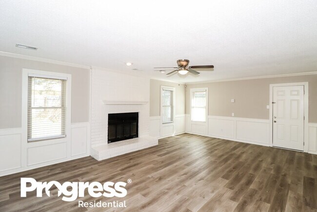 Building Photo - 1040 Trappers Cove