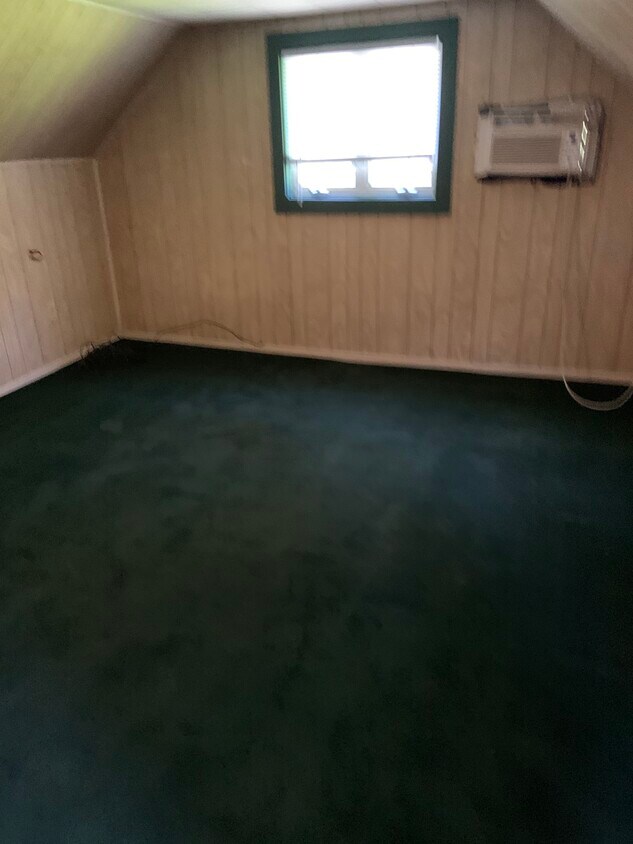 612 Grant Ave, WV 26505 House Rental in WV