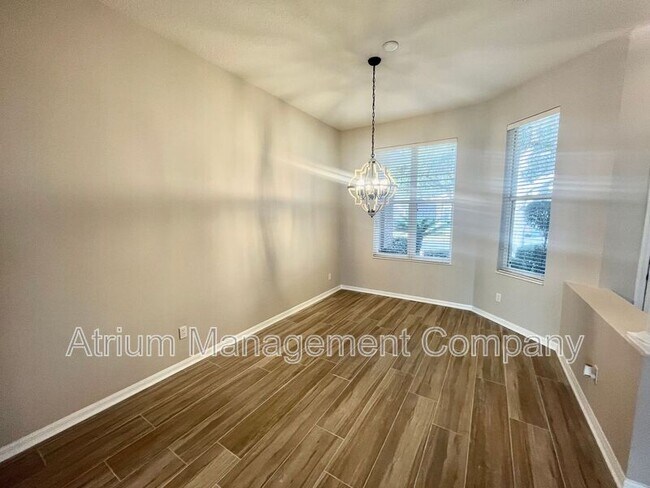 Foto del edificio - 1004 Kersfield Cir