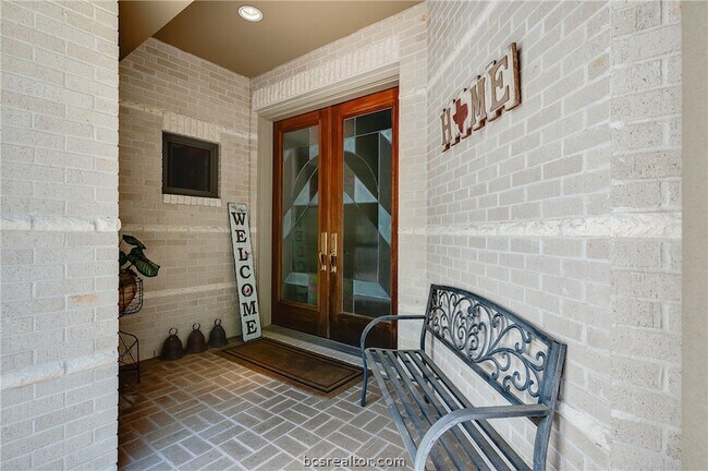 Foto del edificio - 4776 Stonebriar Cir