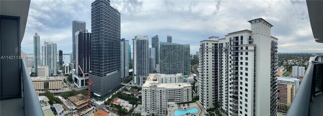Foto del edificio - 55 SW 9th St