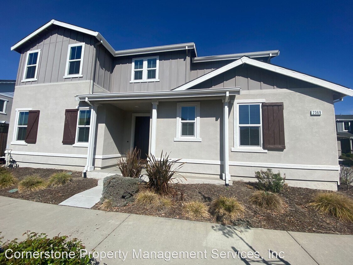 Primary Photo - 4 br, 3 bath House - 2369 Spitfire Way