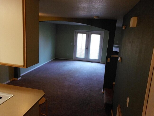 Foto del edificio - 479 NE Conifer Blvd