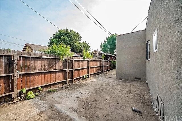 Building Photo - 8864 McKinley Ave