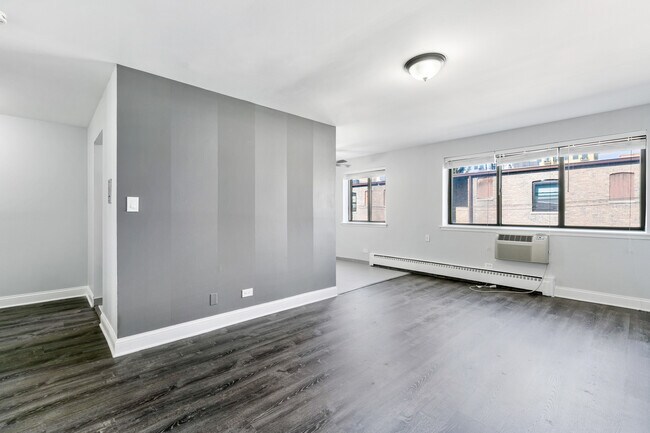 Foto del edificio - 5534 N Kenmore Ave