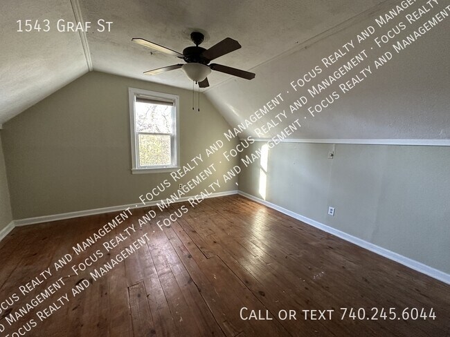 Foto del edificio - 1543 Graf St