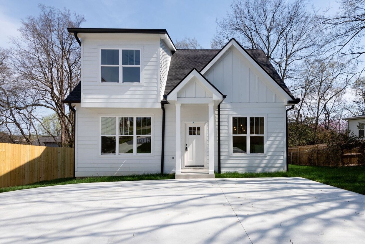 Foto principal - Bright + Modern 4BR in Walkable Inglewood ...