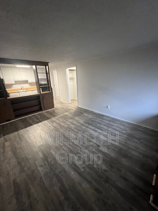 Foto del edificio - 2000 Indianapolis Rd