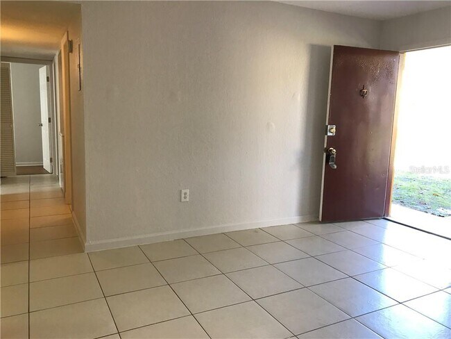 Building Photo - 758 Ridenhour Cir