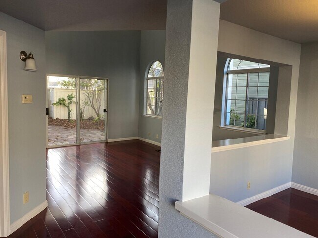 Building Photo - 124 Williams Ln