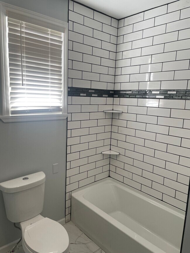 Bathroom - 1053 Clinton Ave S