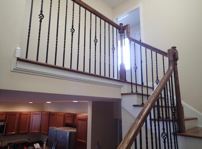 Foto del edificio - 4 bd, 3.5 ba Foxfire condo, just south of MU campus, w/d, 1 car garage, near Green Meadows and Pr...