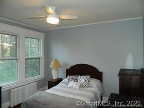 Foto del edificio - 1542 Whitney Ave