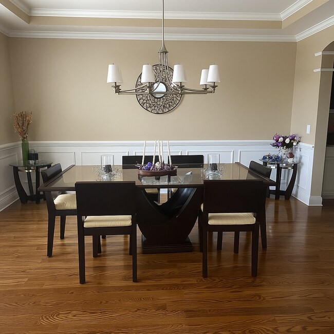 Foto del edificio - 1530 Bledsoe Ln