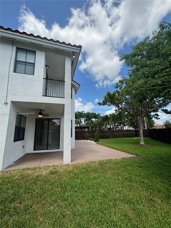 Foto del edificio - 9713 NW 8th Terrace