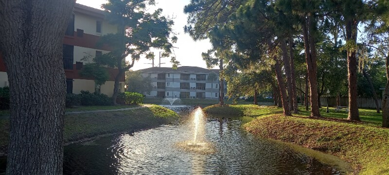 Foto principal - 2650 Countryside Blvd