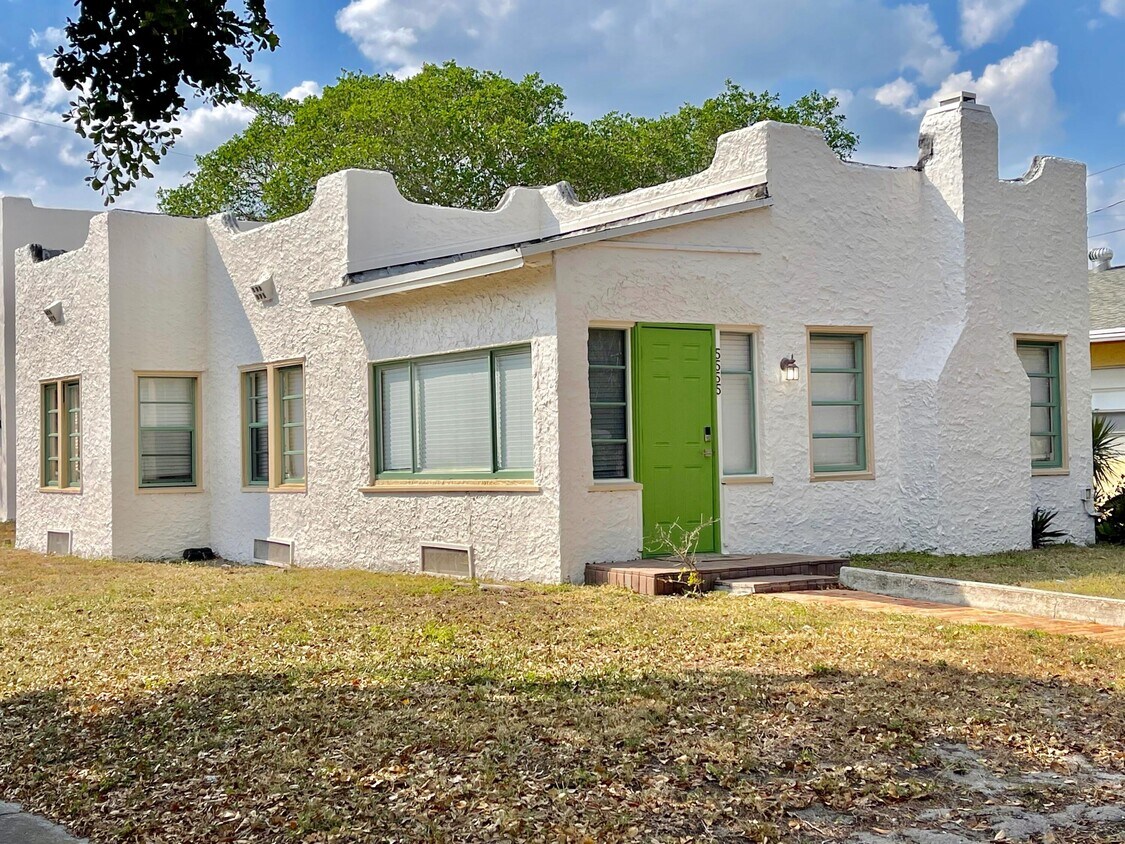 5555 Garden Ave, West Palm Beach, FL 33405 House Rental in West Palm