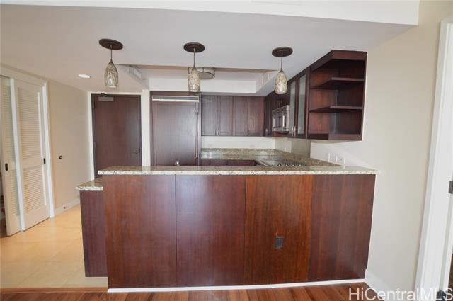 Building Photo - 1551 Ala Wai Blvd