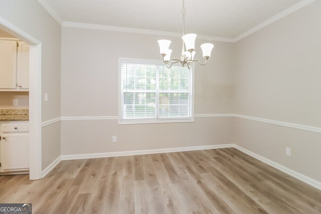 Foto del edificio - 220 Chesterfield Ct