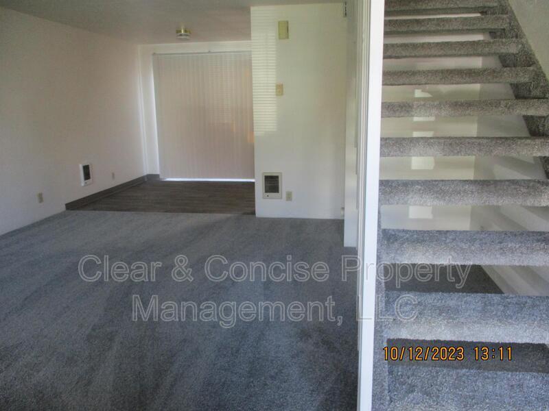Primary Photo - 1353 R St