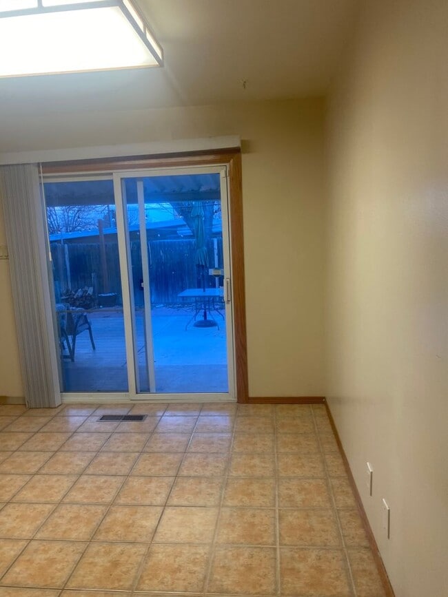 Building Photo - Beautiful 3bd home in NE Heights