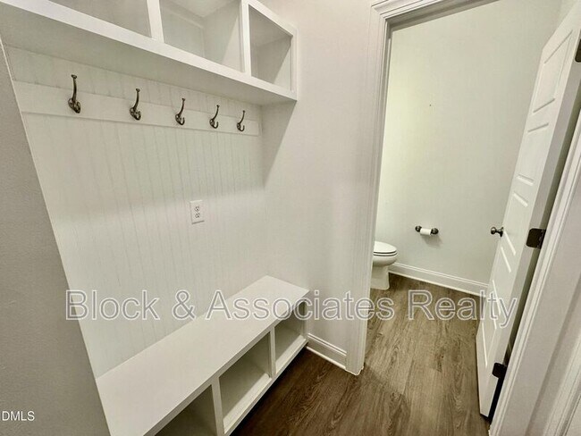 Foto del edificio - 2093 Maggie Vly Dr