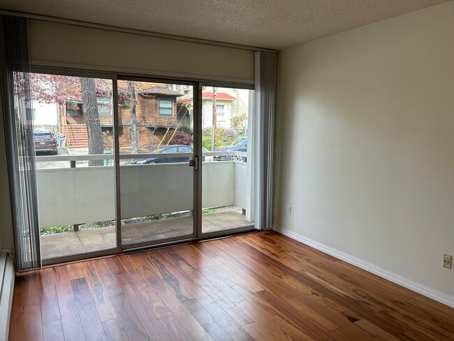 Foto del edificio - 2601 College Ave