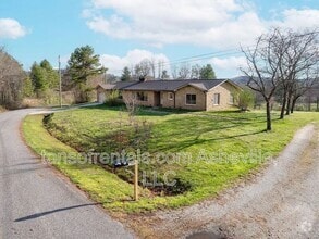 Building Photo - 411 Old County Home Rd W
