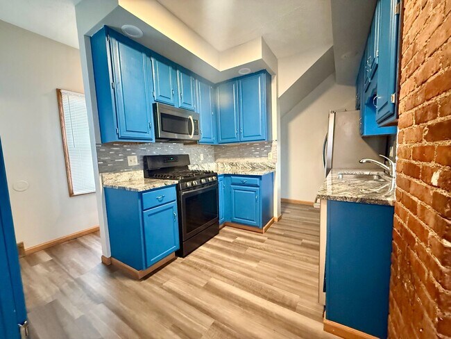 Foto del edificio - Stunning 3-Bedroom Home with Everything You’ve Been Looking For!