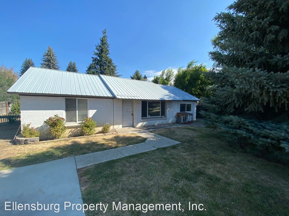 Primary Photo - 2 br, 1 bath House - 815 E Mt. View