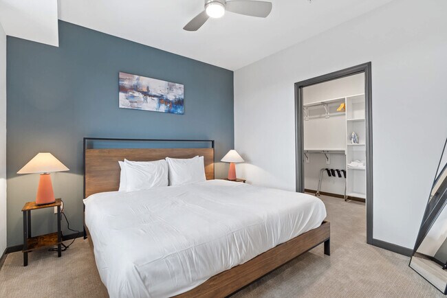 Foto del edificio - 423 E Michigan St